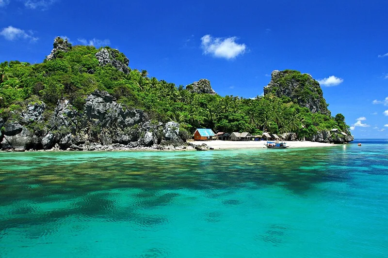 สถานที่ในชุมพร — Mu Ko Chumphon National Park Chumphon Thailand