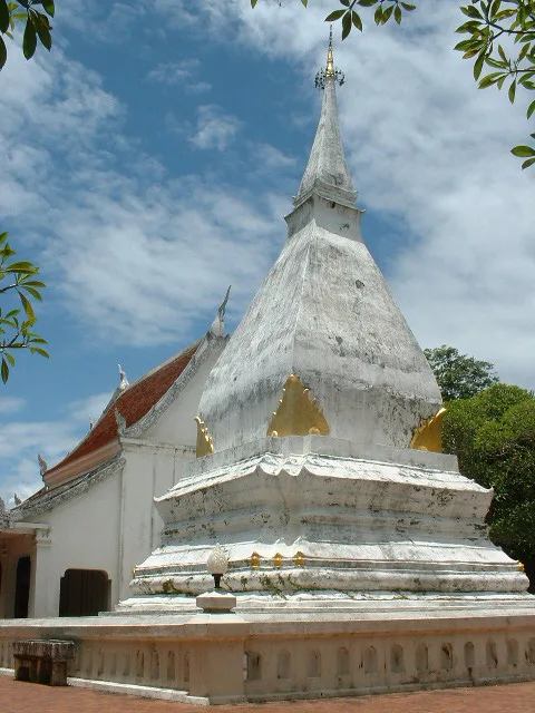 สถานที่ในเลย — Phra That Si Song Rak