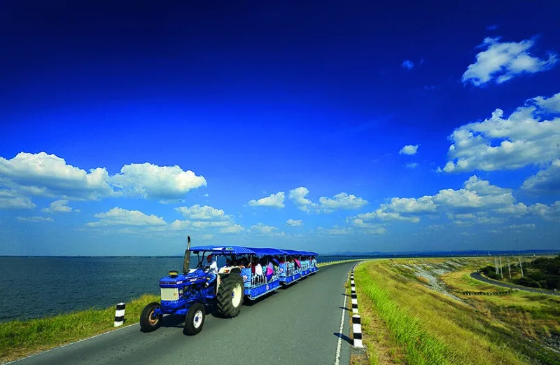 สถานที่ในลพบุรี — Lopburi Pasak Chonlasit Dam 1