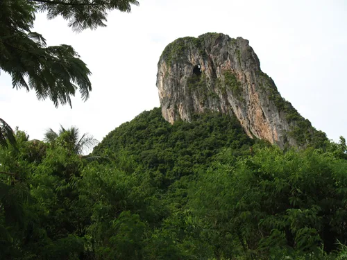 สถานที่ในพัทลุง — Khao Ok Thalu