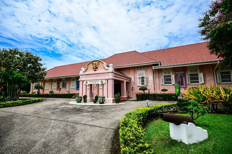 สถานที่ในราชบุรี — NationalMuseumRatchaburi1